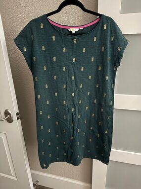 BODEN brand Teal/rich green Shift Dress with Gold Pineapple Motif size Medium